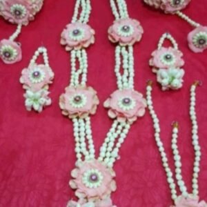 Flower Jewellery 301
